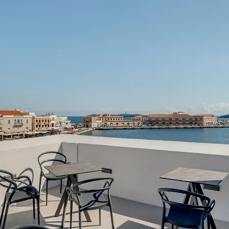 Skylight - 1873 Seafront Luxury On The Harbor, Center 4*