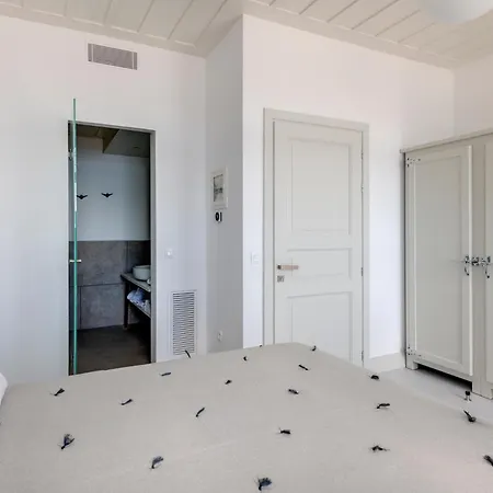 Skylight - 1873 Seafront Luxury On The Harbor, Center Ermoúpoli