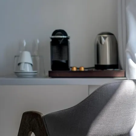 Skylight - 1873 Seafront Luxury On The Harbor, Center Hotel 4*