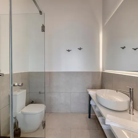 Skylight - 1873 Seafront Luxury On The Harbor, Center Hotel