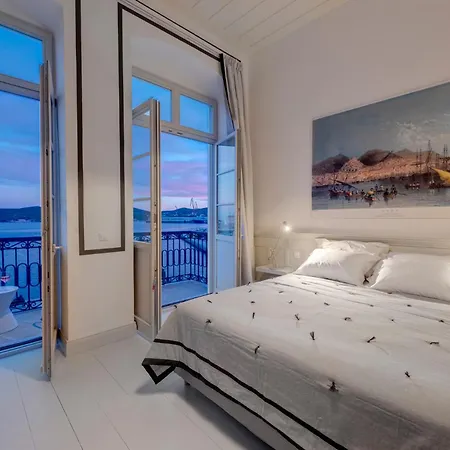 Skylight Hotel