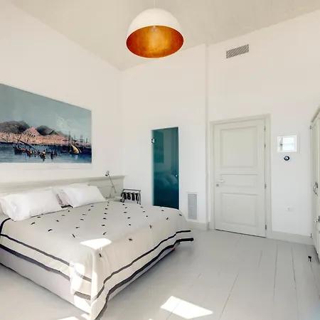 Skylight - 1873 Seafront Luxury On The Harbor, Center