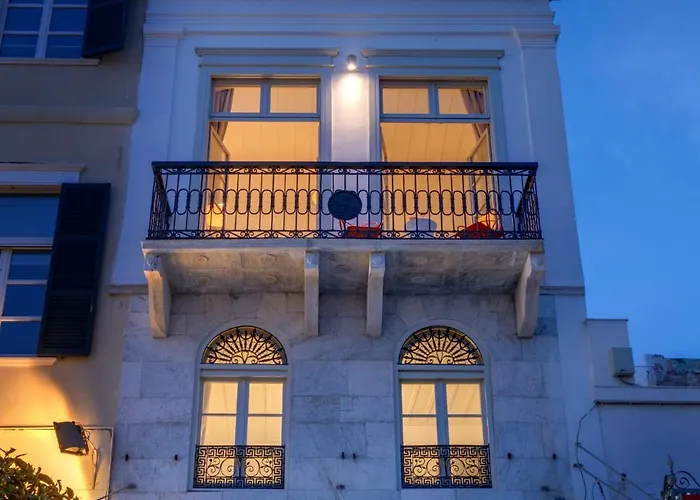 Skylight - 1873 Seafront Luxury On The Harbor, Center Ermoupoli