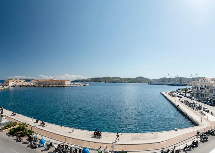 Skylight - 1873 Seafront Luxury On The Harbor, Center 4* Ermoupoli