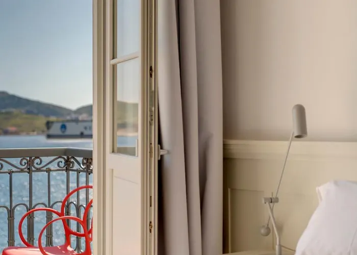 Skylight - 1873 Seafront Luxury On The Harbor, Center Ermoupoli