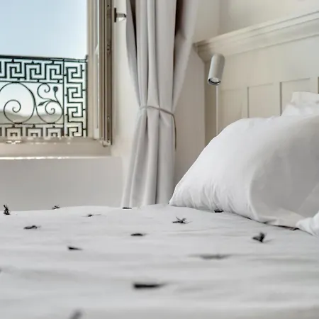 מלון Skylight ארמופוליס