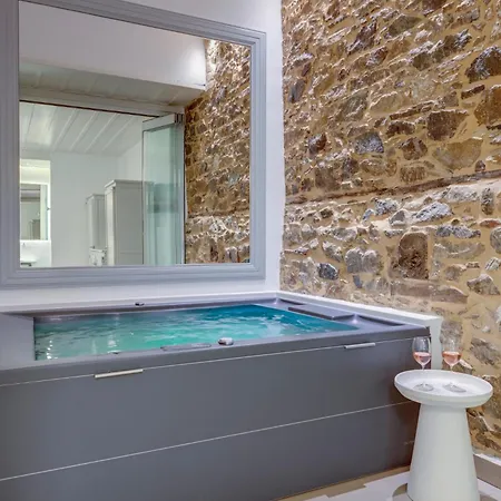 Skylight מלון 4*