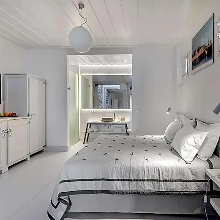 酒店 Skylight - 1873 Seafront Luxury On The Harbor, Center 4*