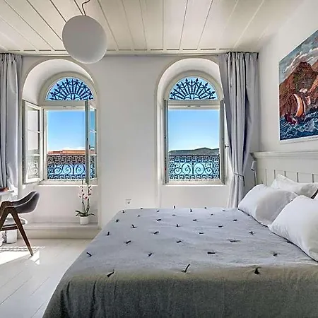 Skylight - 1873 Seafront Luxury On The Harbor, Center