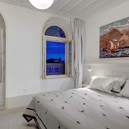 酒店 Skylight - 1873 Seafront Luxury On The Harbor, Center 4*