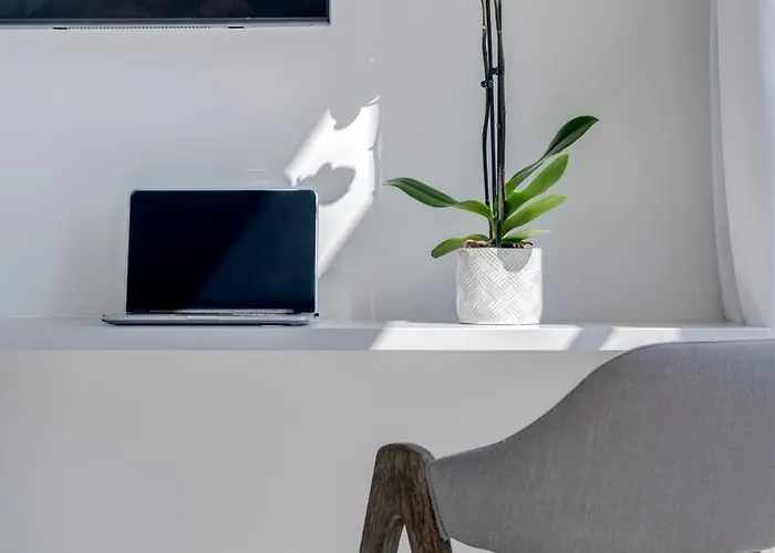 Skylight - 1873 Seafront Luxury On The Harbor, Center