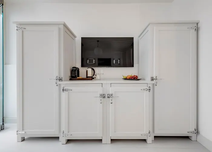 Skylight - 1873 Seafront Luxury On The Harbor, Center Ermoupoli