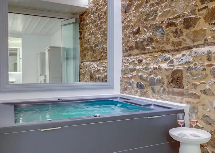 Skylight - 1873 Seafront Luxury On The Harbor, Center Hotel 4*