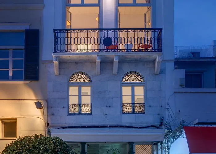 Skylight - 1873 Seafront Luxury On The Harbor, Center Hotel Ermoupoli